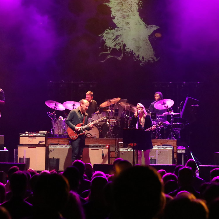 洋楽 The Brothers 50: March 10, 2020 NY (4CD) Amazon.com: March 10, 2020 Madison Square Garden : The